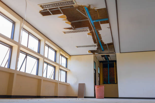 Water damage restoration process in Naugatuck, CT